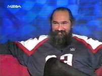 Ο Τζίμης Πανούσης στον Σταύρο Θεοδωράκη (1999)