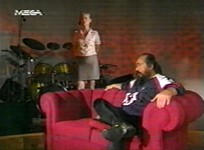 Ο Τζίμης Πανούσης στον Σταύρο Θεοδωράκη (1999)