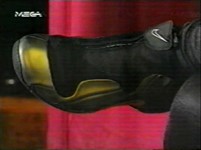 Ο Τζίμης Πανούσης στον Σταύρο Θεοδωράκη (1999)