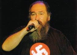 Ο Τζίμης Πανούσης
