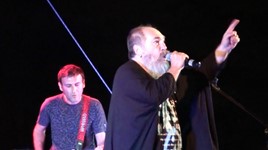 Ο Τζ. Πανούσης στο Θέατρο Πέτρας Ο Τζ. Πανούσης στο Θέατρο Πέτρας