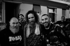 Αφιέρωμα στην ιστορία της ελληνικής rock σκηνής