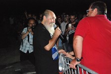Ο Τζίμης Πανούσης και οι Μουσικές Ταξιαρχίες στο Φεστιβάλ «Πλάι στο Κύμα» στη παραλία Κεραμωτής στη Καβάλα Ο Τζίμης Πανούσης και οι Μουσικές Ταξιαρχίες στο Φεστιβάλ «Πλάι στο Κύμα» στη παραλία Κεραμωτής στη Καβάλα