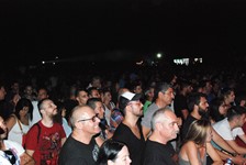 Ο Τζίμης Πανούσης και οι Μουσικές Ταξιαρχίες στο Φεστιβάλ «Πλάι στο Κύμα» στη παραλία Κεραμωτής στη Καβάλα Ο Τζίμης Πανούσης και οι Μουσικές Ταξιαρχίες στο Φεστιβάλ «Πλάι στο Κύμα» στη παραλία Κεραμωτής στη Καβάλα