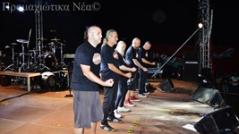 Ο Τζίμης Πανούσης στο 6ο Φεστιβάλ Πόζαρ στο Λουτράκι Αλμωπίας Ο Τζίμης Πανούσης στο 6ο Φεστιβάλ Πόζαρ στο Λουτράκι Αλμωπίας