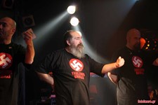 Ο Τζίμης Πανούσης στα Τρίκαλα, 03/02/2007 (φώτο: Ν. Μουτσίκας) Ο Τζίμης Πανούσης στα Τρίκαλα, 03/02/2007 (φώτο: Ν. Μουτσίκας)