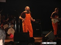 Με όπλο του το σκληρό ρεπερτόριο (Guildford, 06/03/2002)