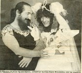 Τζίμης Πανούσης - Σοφία Φιλιππίδου 1988 (Έθνος, 11/11/1989) Τζίμης Πανούσης - Σοφία Φιλιππίδου 1988 (Έθνος, 11/11/1989)