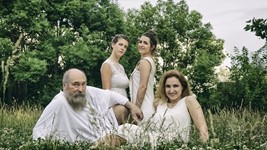Ειρήνη του Αριστοφάνη Ειρήνη του Αριστοφάνη
