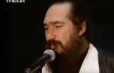 Ο Τζίμης Πανούσης στο «Άνω Κάτω το Σαββάτο»