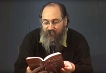 Ο Πανούσης στο βιβλιοπωλείο Ιανός Ο Πανούσης στο βιβλιοπωλείο Ιανός