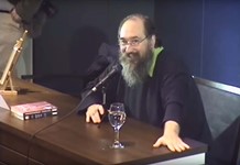 Ο Πανούσης στο βιβλιοπωλείο Ιανός Ο Πανούσης στο βιβλιοπωλείο Ιανός